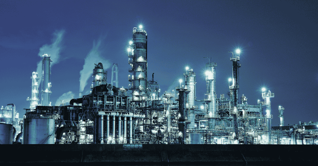 oil and gas factory at night